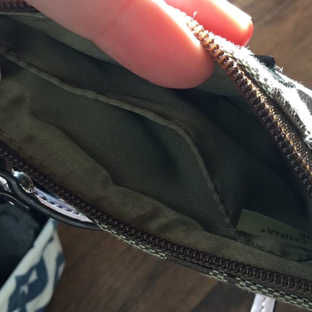 Coach small wristlet - Picture 3 of 3
